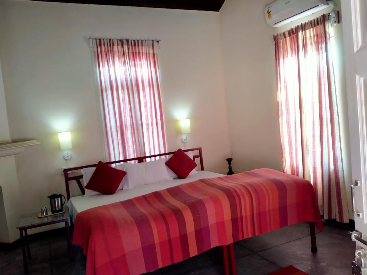 Naurang Yatri Niwas Hotel Garli Luaran gambar