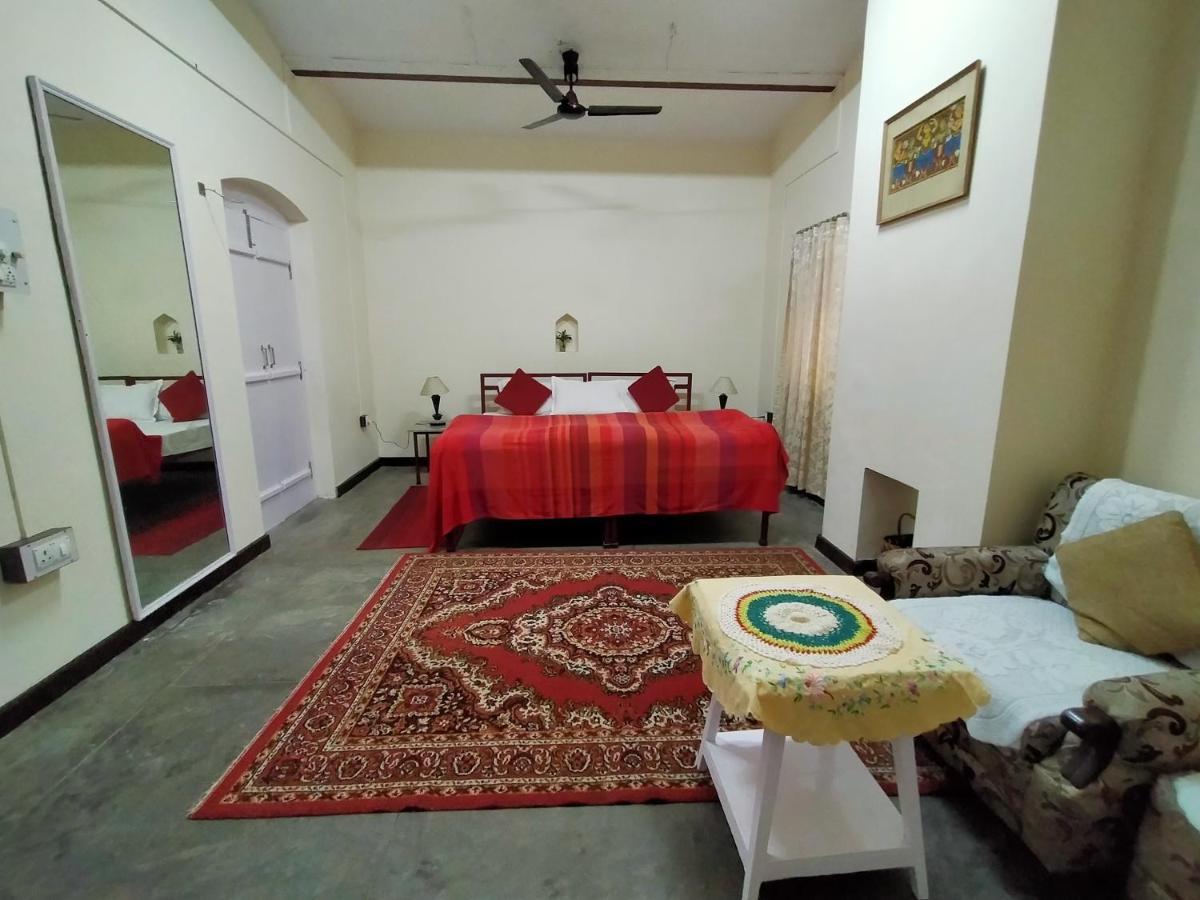 Naurang Yatri Niwas Hotel Garli Luaran gambar