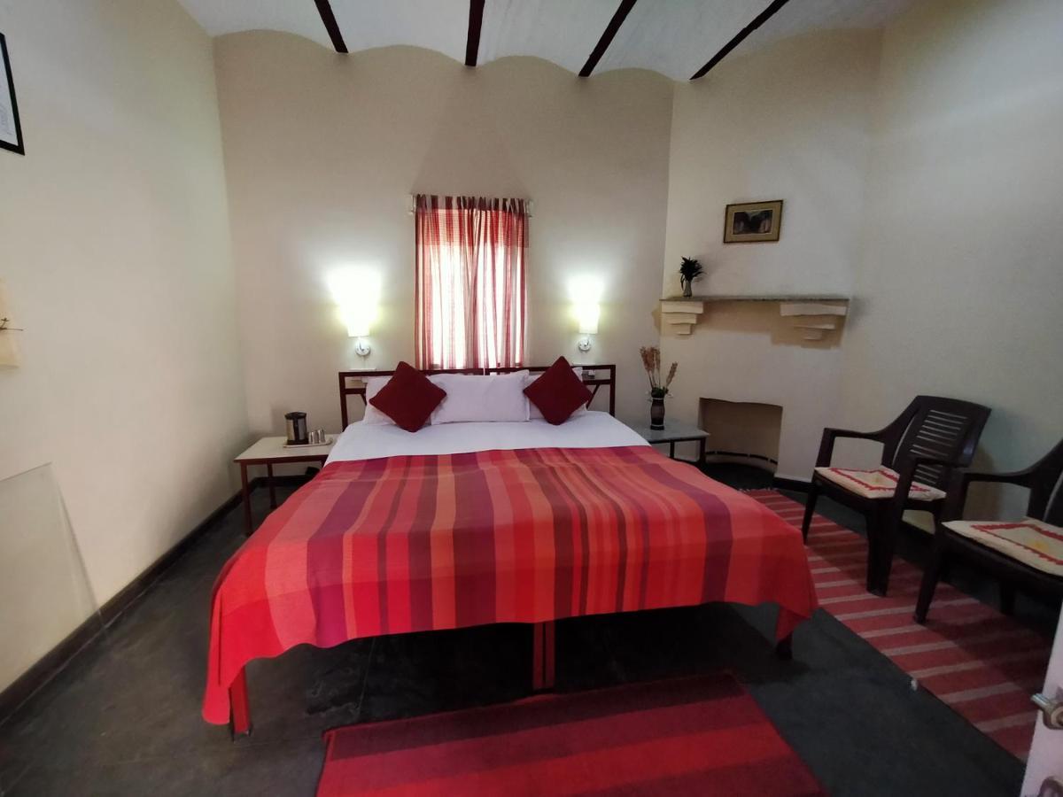Naurang Yatri Niwas Hotel Garli Luaran gambar