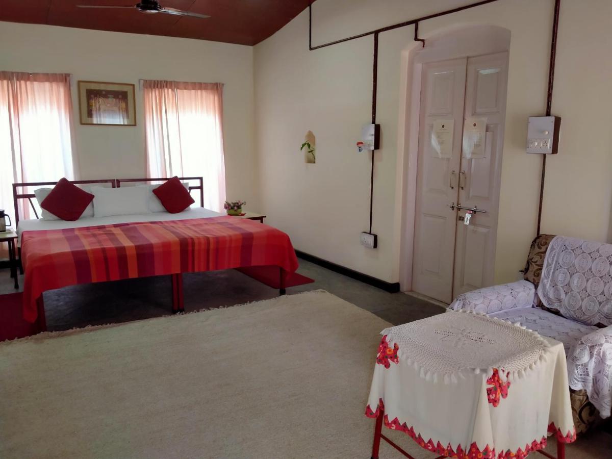 Naurang Yatri Niwas Hotel Garli Luaran gambar