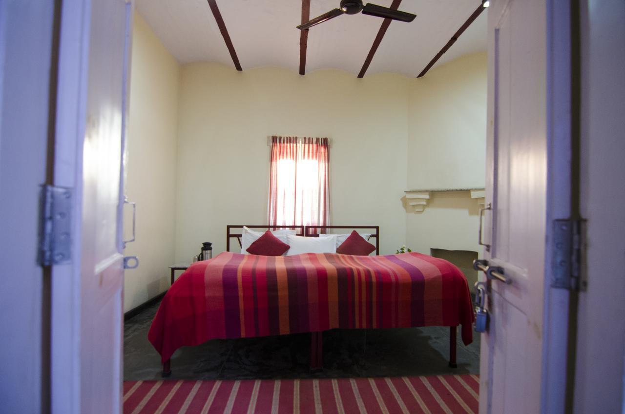 Naurang Yatri Niwas Hotel Garli Luaran gambar