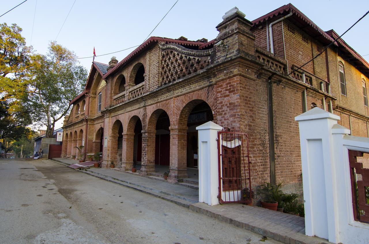 Naurang Yatri Niwas Hotel Garli Luaran gambar